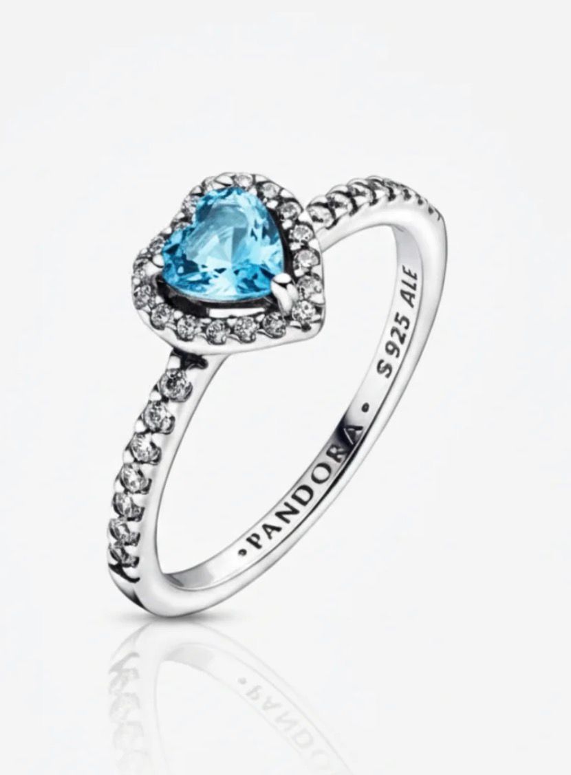 💍 Anillo Pandora Azul – Calma que resalta tu estilo