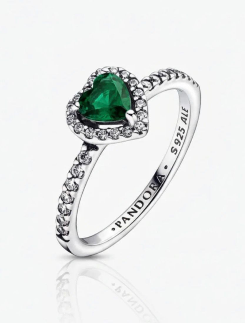 💍 Anillo Pandora Verde – Energía que renueva